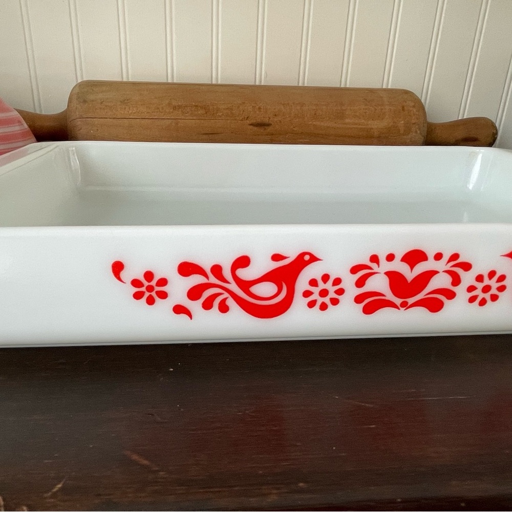 Vintage Pyrex Friendship Red Birds Lasagna Pan❤️ - Picture 9 of 16